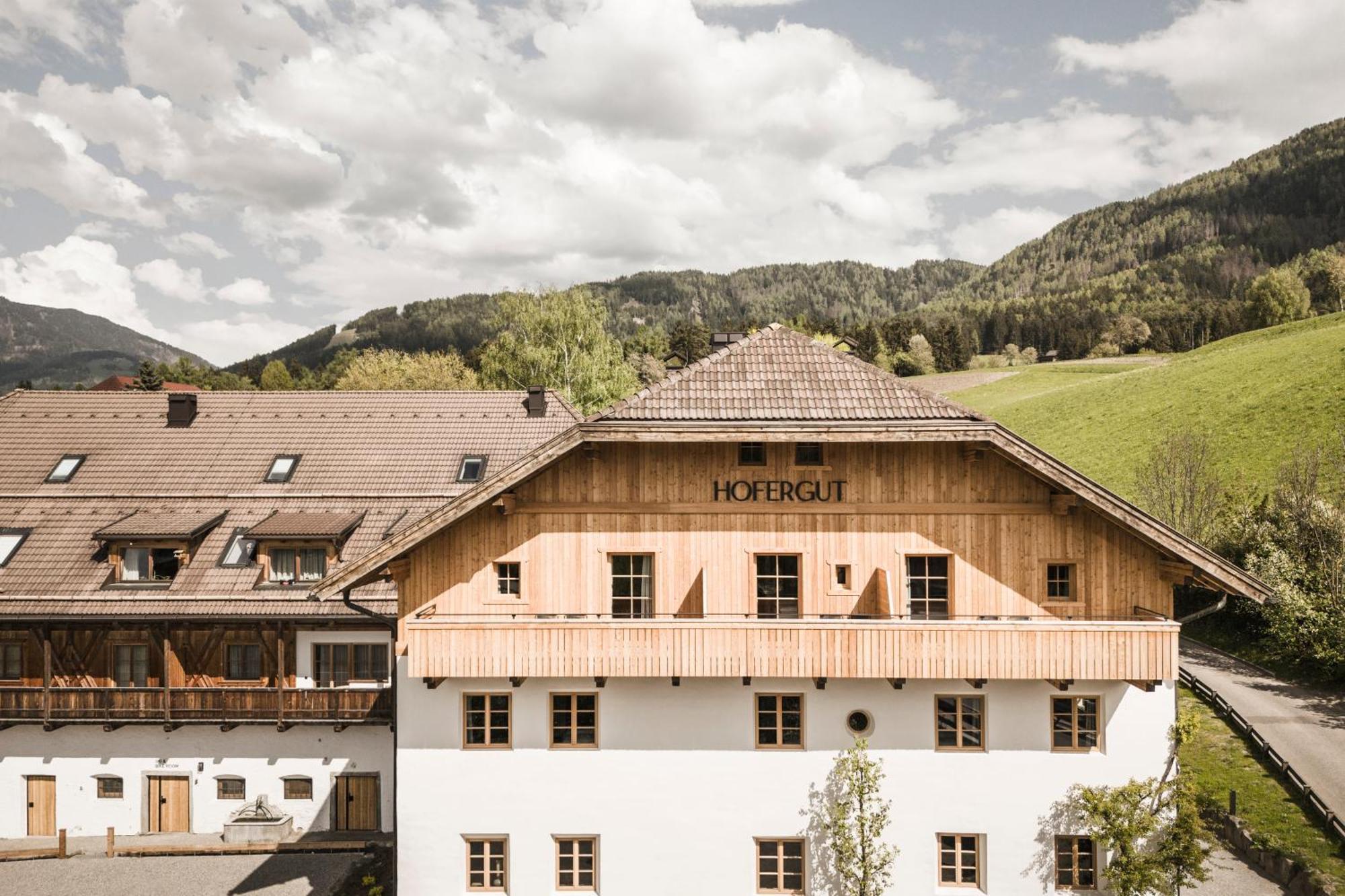 Hofergut Suites & Apartments Riscone Bagian luar foto